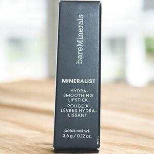 bareMinerals Mineralist Lipstick in the shade Inspiration 3.6g